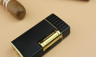 Colibri Julius szivaröngyújtók kiváló társak a szivarozásban