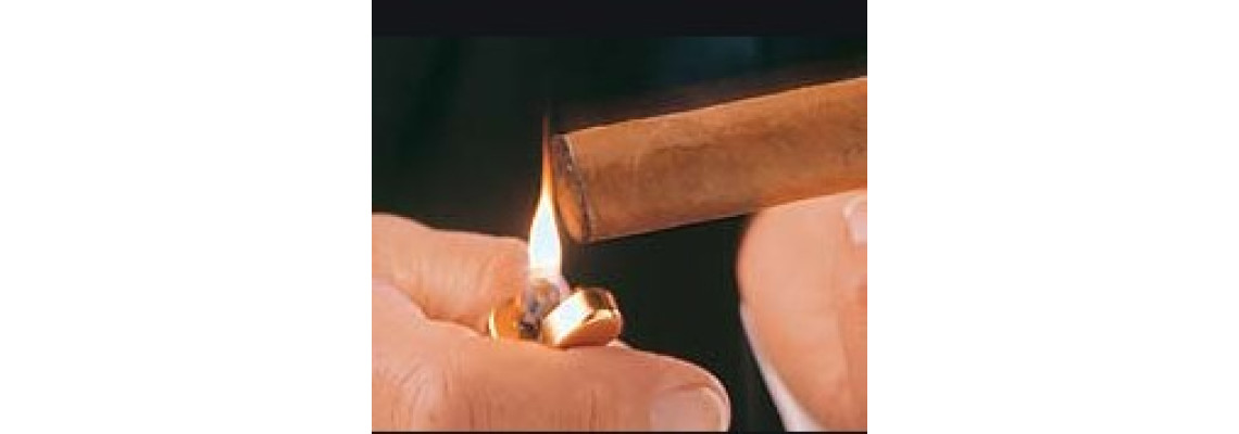 Melyik szivargyújtót válassza? Simon Tissot Dupont? Hadson? Sky?