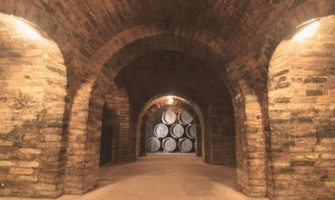 A Sárosdi pince borai melyik szivarhoz illenek a legjobban?