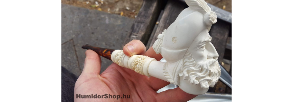 Miért kedvelik annyian a tajtékbetétes pipát?