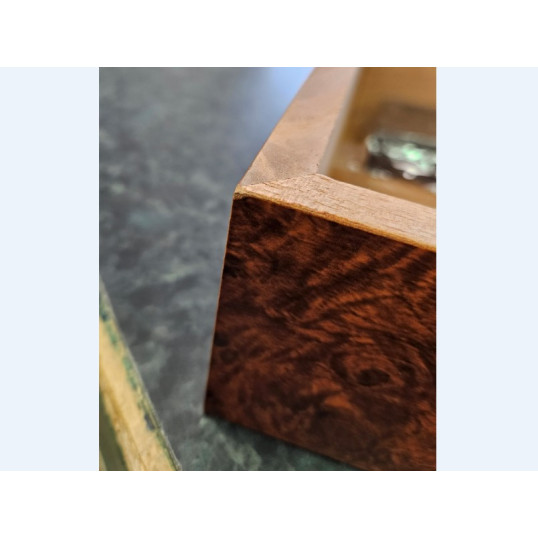 Angelo humidor 50 szál szivar részére, gyökérfa mintás, cédrusfa szivar doboz, üvegtető, párásítóval, hygrométerrel - OUTLET - 2