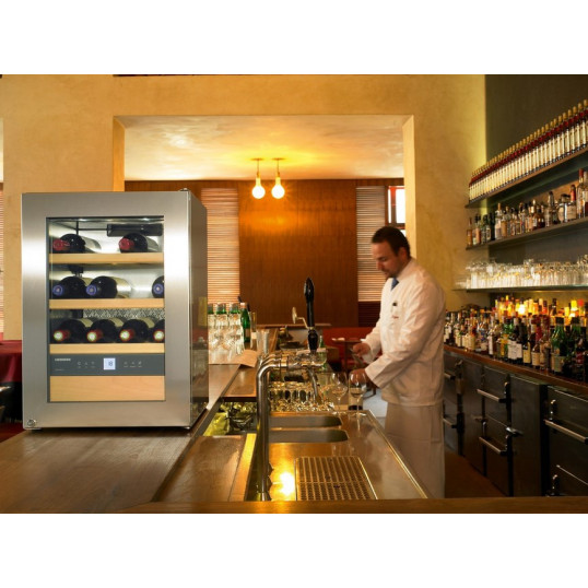 Liebherr borhűtő szekrény Wkes 653, nemesacél borítással 12 bordói palack számára - Prémium minöség