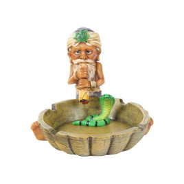 Kígyóbűvölő embert ábrázoló kerámia hamutartó - Barna és zöld színű