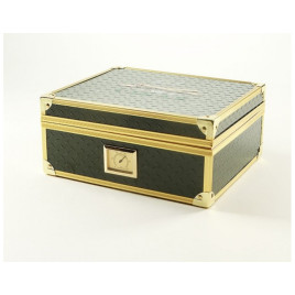 Angelo zöld színű fémbevonatú asztali humidor, spanyol cédrus belső, aranyszínű fém sarkok, 20-30 szál szivar részére, analóg hygrométerrel - OUTLET