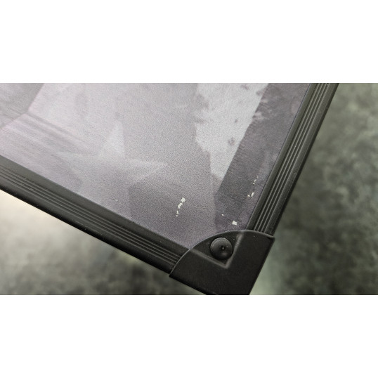 Angelo humidor, fekete/szürke fólia boritású, fekete alumínium kerettel, 50-70 szál szivar részére, cédrusfa belső, párásító, analóg hygrométerrel - OUTLET