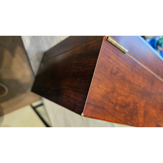 Angelo humidor 40 szál szivar részére, barna színű, cédrusfa belső, párásító, külső analóg hygrométerrel - OUTLET - 1