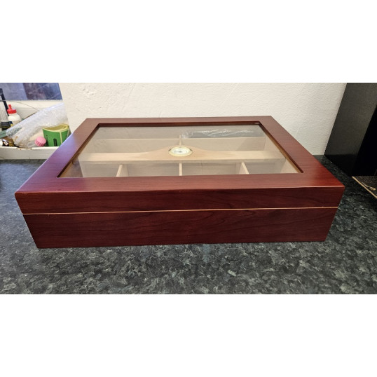 Angelo gasztro humidor 80-100 szál szivar részére, matt cseresznye színű, üvegtető, cédrusfa belső, párásító, analóg hygrométer - OUTLET-2