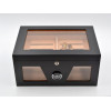 Gasztro humidor 80 szál szivar részére, üveges szivar doboz, cédrusfa, külső hygrométerrel és párásítóval - fekete, Angelo