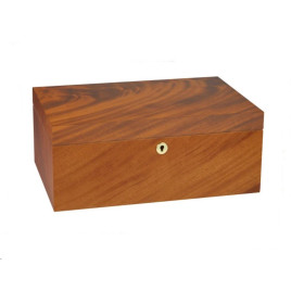 Adorini Humidor Mahogany Specially Selcted Grande, cédrusfa belső, 150 szál szivar számára, aranybevonatú zsanérokkal, kiegészítőkkel