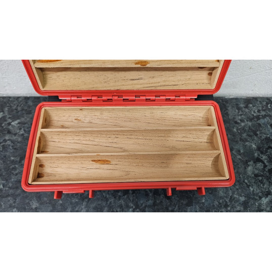 Angelo piros színű, műanyag utazó humidor, cédrusfa belsővel - OUTLET-3