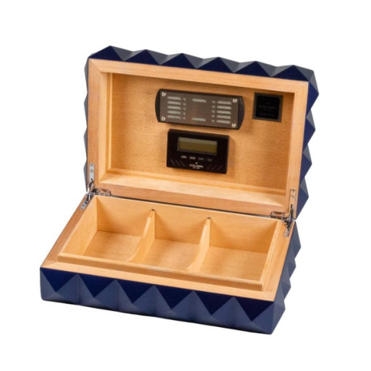 Colibri Quasar humidor 45-50 szál szivar számára, digitális hygrométerrel - kék színű Daniel Marshall Edition