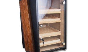 Miért érdemes beszerezni egy üvegajtós szekrényt?