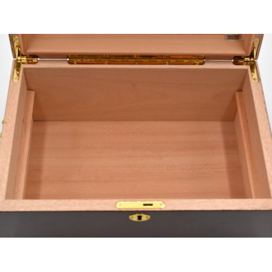 Deauville szivardoboz 100 szál szivar részére, dohánylevél mintás, fogantyúval és kivehető tálcával OUTLET