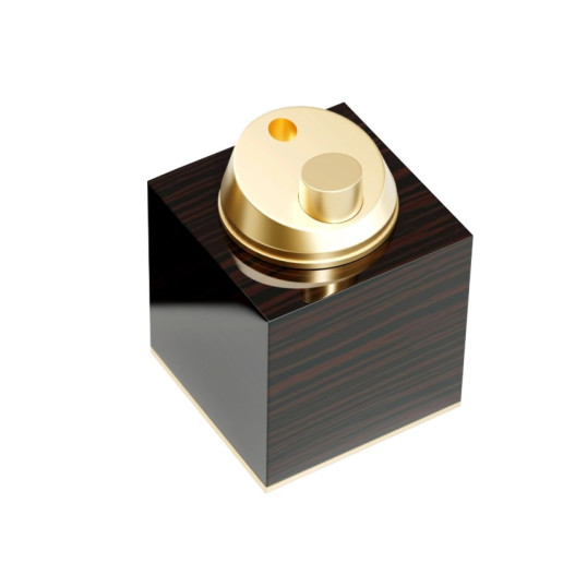 Adorini luxus asztali szivaröngyújtó – magasfényű ébenfa hatású lakkozott fa, arany színű részletekkel, egylángos jet láng