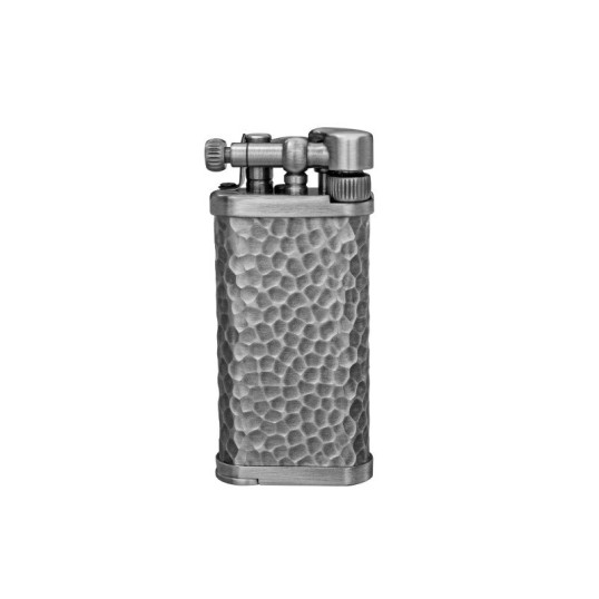 IM Corona Old Boy pipagyújtó beépített pipa tömködővel - Kalapács minta