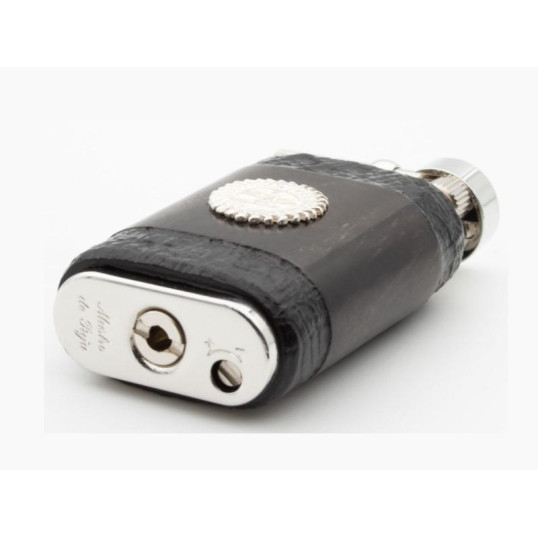 Mastro de Paja sötétbarna színű pipagyújtó bruyer burkolattal - Ezüst díszítéssel