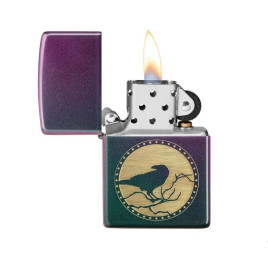 Zippo ajándék szett – Raven Design benzines öngyújtó, 125 ml benzin és tűzkő készlet díszdobozban