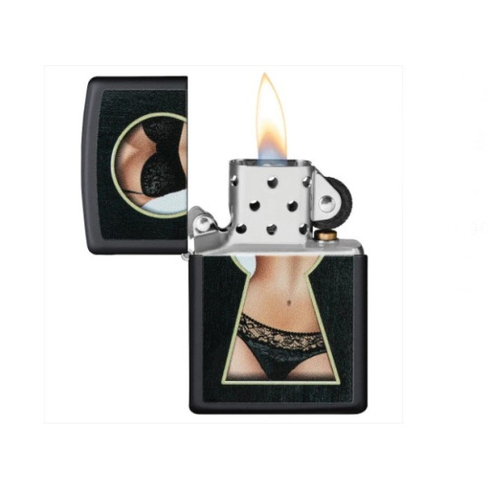 Zippo Benzines Vihargyújtó – Matt Fekete „Keyhole” Mintával