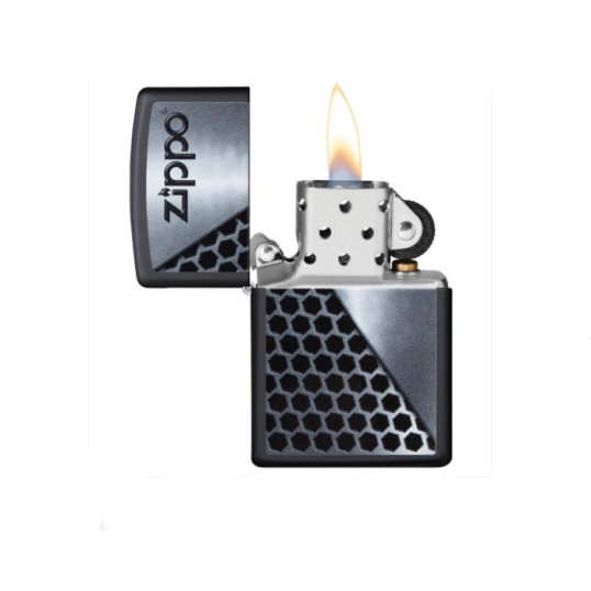 Zippo ajándék szett – Fekete-ezüst színű hatszög mintás benzines öngyújtó, 125 ml benzin és tűzkő készlet díszdobozban