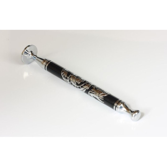 Rattrays Thin Caber Dragon, pipatömködő kihúzható pipa szurkálóval fekete/króm színű - sárkány mintával