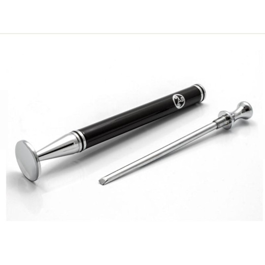 Rattrays Thin Caber Triskel Tamper, pipatömködő kihúzható pipa szurkálóval fekete/króm színű - Rattrays emblémával