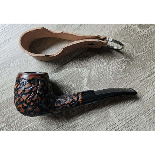 Angelo pipás szett Dublin típusú nyerges bruyer pipával, pipatáskával, filterrel, szárkefével és 3 részes pipatömködővel