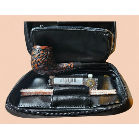 Angelo pipás szett Dublin típusú nyerges bruyer pipával, pipatáskával, filterrel, szárkefével és 3 részes pipatömködővel