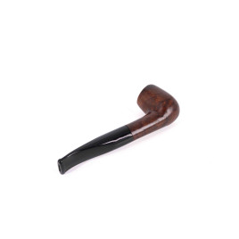 Aldo Velani Billiard típusú, sötétbarna színű, polírozott hanga gyökér pipa enyhén hajlított fekete akril szárral