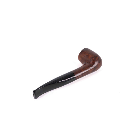 Aldo Velani Billiard típusú, sötétbarna színű, polírozott hanga gyökér pipa enyhén hajlított fekete akril szárral