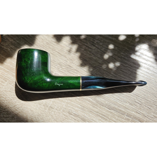 Angelo polírozott billiard pipa – 9 mm filteres, mély zöld, arany színű díszgyűrűvel