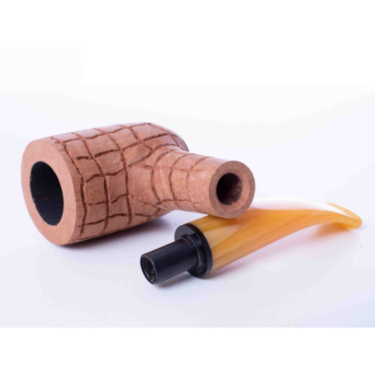 Passatore Sailor rusztikolt hanga gyökér pipa enyhén hajlított szárral, natúr színű 9mm filteres - Poker