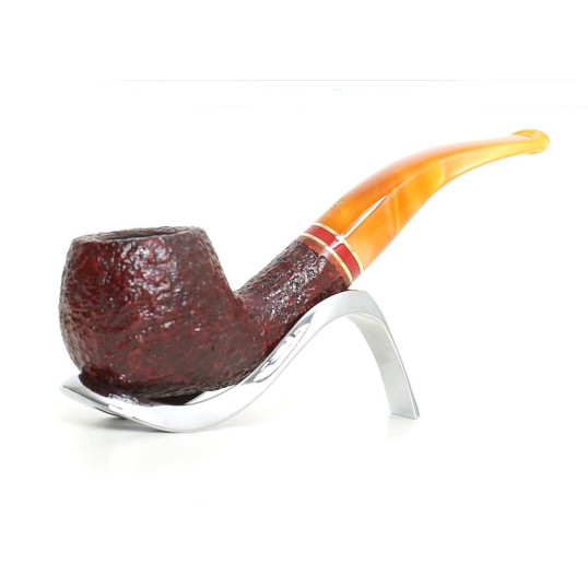Savinelli St. Nicholas 2024 - 646 hanga gyökér pipa, 9 mm filter, borostyán sárga színű akril enyhén hajlított szár, arany-piros színű gyűrű