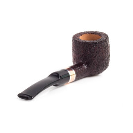 Savinelli Marte Rusticated 121 hanga gyökér pipa 9mm-es filterrel, fekete színű csutorával és hajlított nyerges szárral