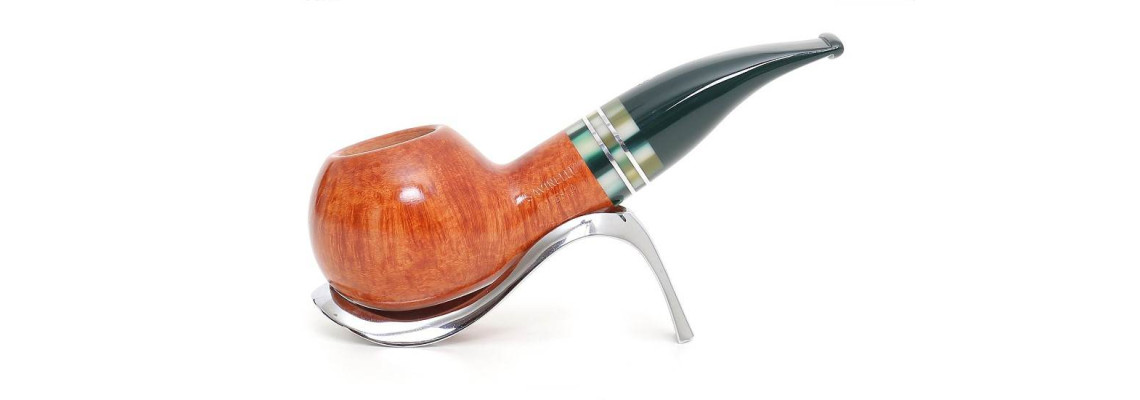 Egyedülálló vonalvezetés, esztétika és dizájn: ez a Savinelli pipa