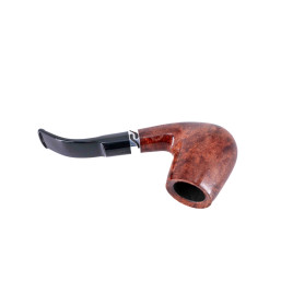Wessex márkájú, Bent típusú, barna színű bryar pipa, hajlított, nyerges, fekete akril szárral