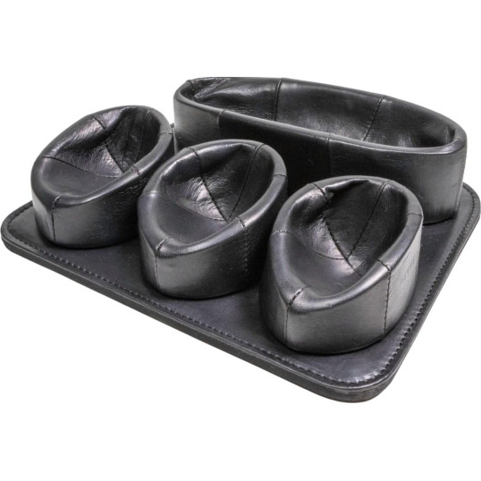 Padonio gyártmányú, fekete bőrből készült pipatartó 3 pipa részére, tároló rekesszel