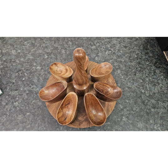 Sötétbarna szezámfa pipatartó 7 pipához – kerek, fa fogantyúval - OUTLET-2