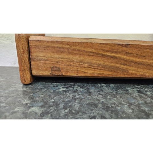 Sötétbarna szezámfa pipatartó 6 pipához – fiókkal, falra is rögzíthető - OUTLET-2