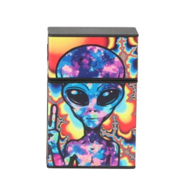 Műanyag cigaretta tárca 20 szál cigarettának - Kék és lila színű ufó mintával színes háttérrel