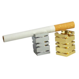 Fémből készült csikkölő - Arany színű