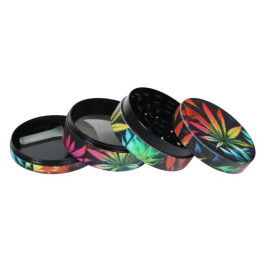 Wildfire fehér színű dohányőrlő 4 részes - Marihuána levél mintákkal 5