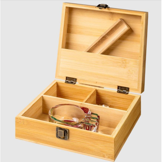 Super Heroes fa tárolódoboz – kiegészítőkkel – Sodró + Fémpipa + Hamutartó