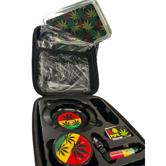 Super Heroes raszta színű kenderlevél mintás 6 részes ajándék szett darálóval, pipával és tálcával, fekete műbőr díszdobozban