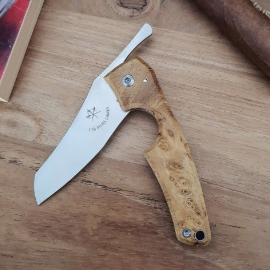 Les Fines Lames Le Petit Compass - Nicaragua Acacia Burl szivarvágó kés