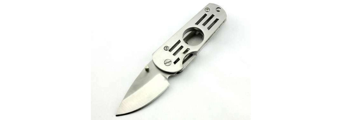 Kisokos szivarosoknak utazáshoz: mit pakoljon a pénzcsipesz mellé?