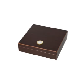 Kis méretű humidor - cédrusfa szivartartó doboz, párásítóval és külső hygrométerrel, barna 