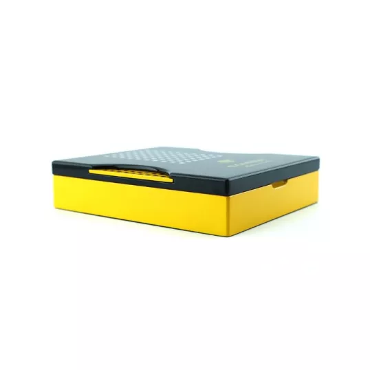 Cohiba cédrus fával bélelt utazó humidor 5-6 szál szivar részére-fekete és sárga