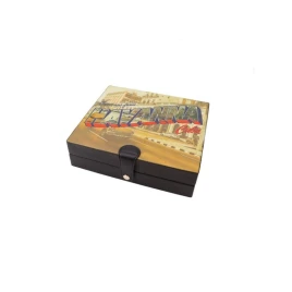 Havanna mintás utazó humidor 8–10 szál részére, bőr borítással