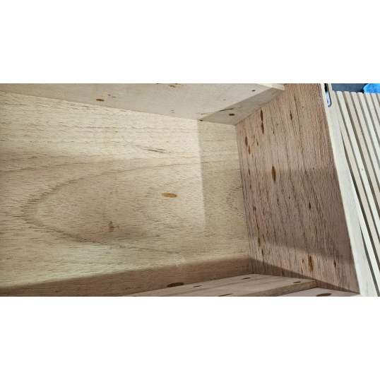 Angelo carbon borítású humidor, magasfényű kivitelben, párásítóval és hygrométerrel – akár 100–120 db Corona méretű szivar tárolására - OUTLET-2
