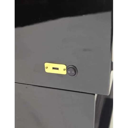 Faro humidor szekrény 100 szál szivar részére, spanyol cédrusfa belsővel, digitális hygrométerrel, LED világítással, üvegajtóval